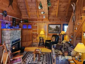 Family-owned, Views, Peaceful & Cozy Year Round.