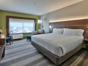 Holiday Inn Express & Suites Houston East - Beltway 8