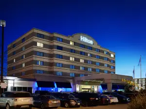 Hilton Winnipeg Airport Suites