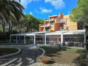 Hotel Club Lacona