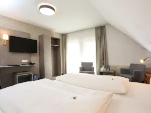 호텔 취르처 린데 네데나버베르겐