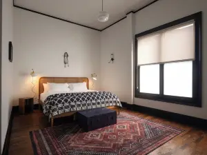 Hotel Hardware