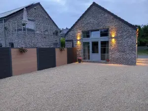 ลา อาวร์ เฮาส์ – เอสก์อพาร์ต