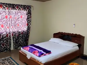 Yogi Home Stay Near Freetown Airport