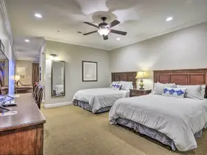 Resort-Style Condo on Golf Course w/ Private Pool!