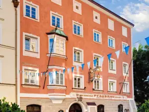 Hotel Pfaubräu