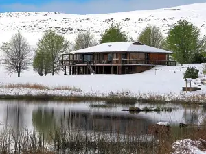 Sani Valley Nature Lodges
