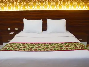 Megaria Hotel