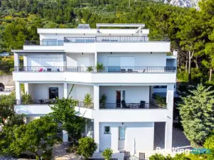 Apartments Maris
