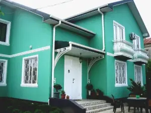 Guest House Green House