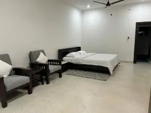 EJAAR HOMESTAY