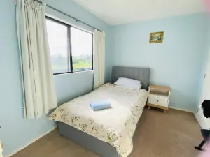 Entire house in West Auckland