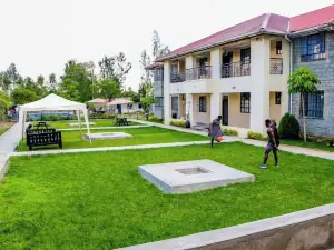 Somerset Gardens Resort