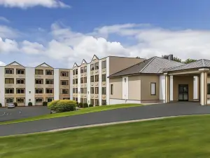 Holiday Inn Express & Suites Waterville - North