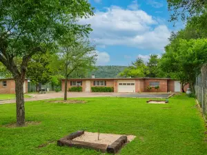 Feeling Frio - Private River Frontage