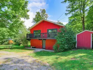 บ้านเชิญชวนในเวอร์มอนต์ บนภูเขาแอสคัทนีย์!