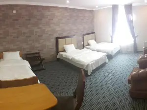 Semerana Riverside Hotel and Restaurant