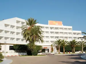 Hotel Tropicana Club & Spa