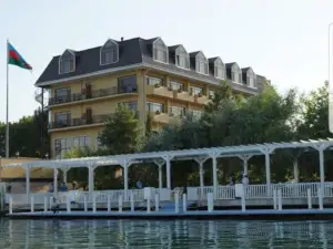 River Side Hotel