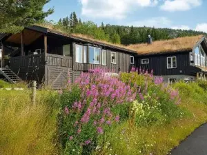 Cozy Home in Rysstad with House Sea View