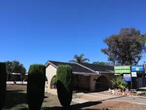 Capri Motel