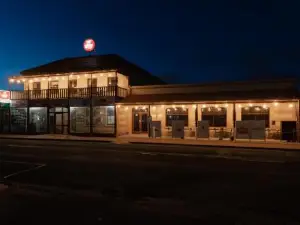 The Victoria Hotel