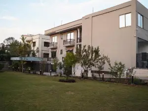 La Maison Islamabad