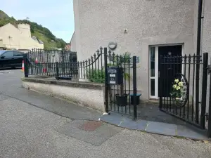 Bodlondeb Castle Bed & Breakfast { Central LLANDUDNO}