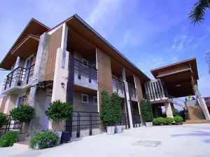 Nava Resort