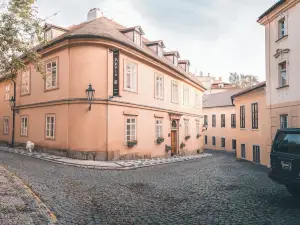 Appia Hotel Residences