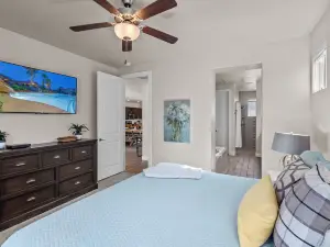 Stunning Mountain View Retreat with Private Hot Tub