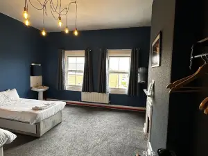 Station Hotel
