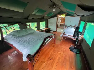 Rafiki Safari Lodge