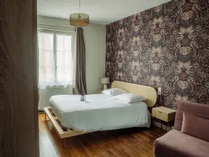 Logis -Hotel & Restaurant de la Place