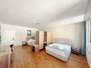 โรงแรม ซุนฟ์เฮาส์ ซู เวียร์เทน