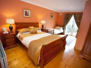 Evergreen Bed & Breakfast