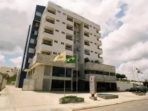 Líber Hotel Nova Serrana - Conforto na Rota da Br-262