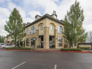 The Dundee - A Trace Hotel