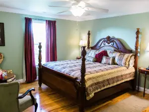 A Mighty Oak B&B