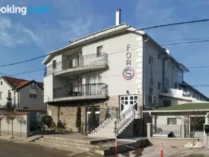 Fors Konak Apartments