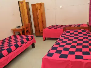 New Court View Hotel