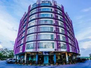 Win Hotel