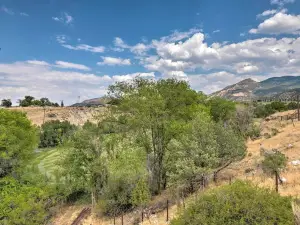 Secluded Sterling Abode Near Palisade State Park!