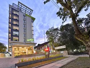 Whiz Prime Hotel Khatib Sulaiman Padang