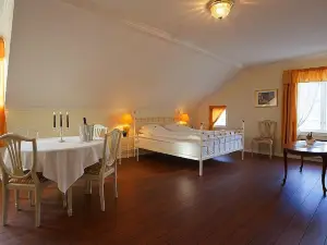 FjordSlottet Hotell