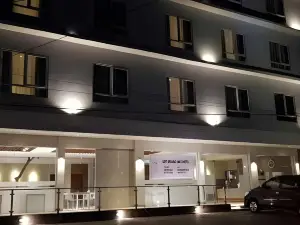 Hart Hotel Premium Rapatmaja
