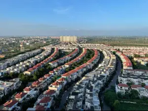 Studio Stays near Expo Mart