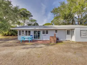 Waterfront Panacea Vacation Rental w/ Dock!
