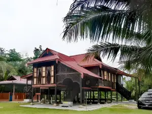 D`KAMPUNGSTAY TERATAK KASIH BONDA