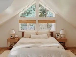 New Alderwood Cabin Bothell 2 Beds 1 Bath